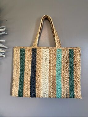 Chloe & Lex Jute Shoulder Bag.